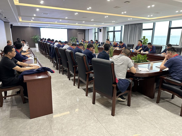 公司召開(kāi)安全、環(huán)保、職業(yè)衛(wèi)生工作會(huì)議 