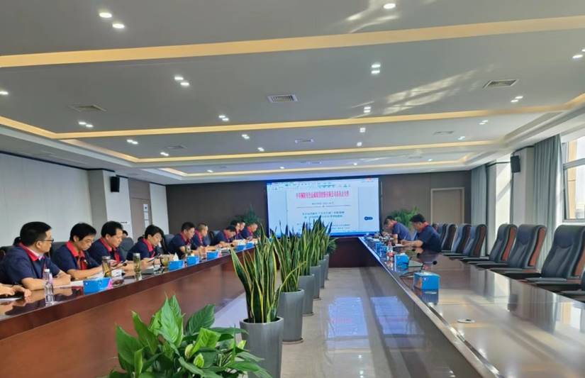 運(yùn)用浙江‘千萬(wàn)工程’經(jīng)驗(yàn)案例，加強(qiáng)公司5S管理工作會(huì)議